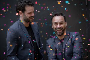 Persfoto van Andy en Roy met confetti